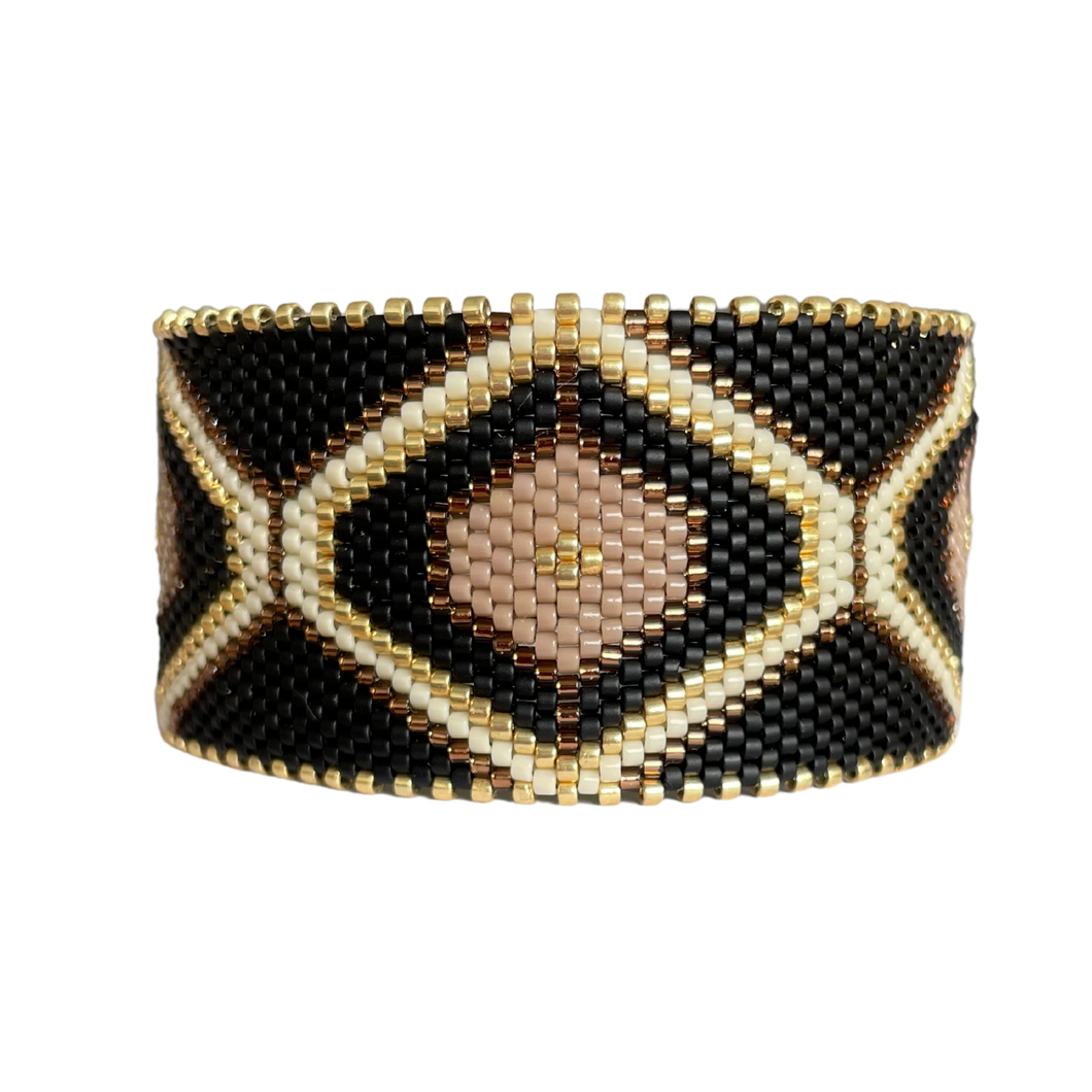 Brazalete negro nude