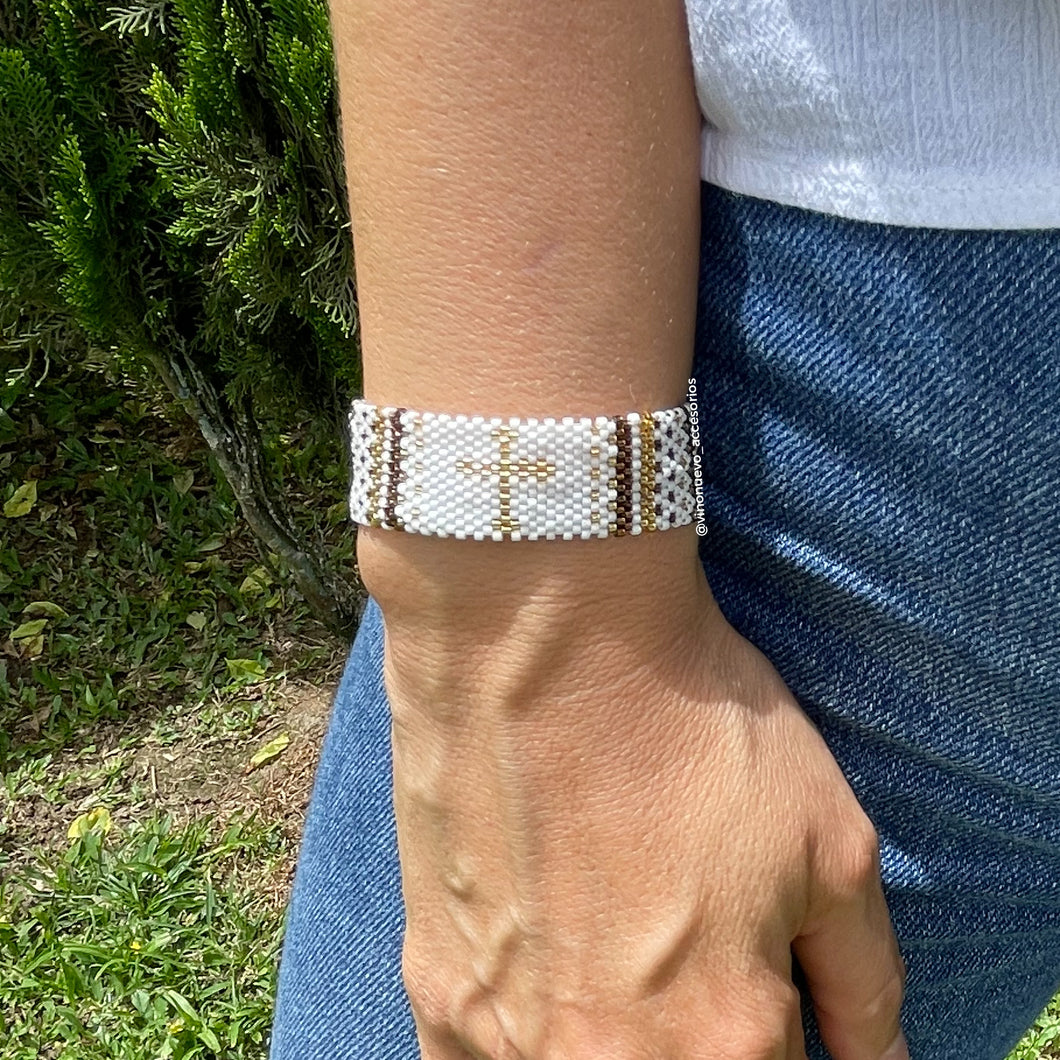 Pulsera Cruz Blanco Dorado
