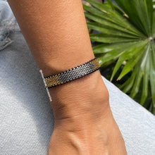 Cargar imagen en el visor de la galería, Pulsera negro Plata dorado
